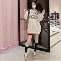 Gucci Women GG Logo Bunny Print Hooded Cotton Sweatshirt Off White Cotton Jersey (5)