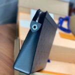 Louis Vuitton LV Unisex Pochette Voyage MM Bag Gunmetal Gray Monogram Coated Canvas - Imagen 5