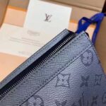 Louis Vuitton LV Unisex Pochette Voyage MM Bag Gunmetal Gray Monogram Coated Canvas - Imagen 8