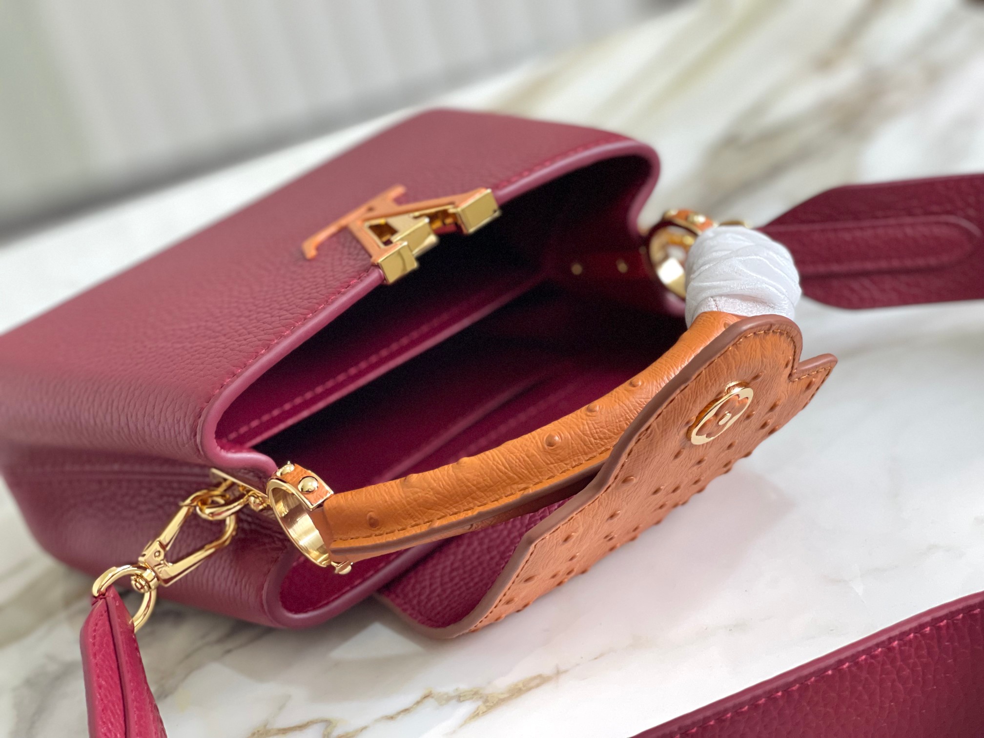 Louis Vuitton LV Women Capucines Mini Handbag Red Taurillon
