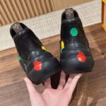 Louis Vuitton Unisex LV x YK Archlight Sneaker Black Calf Leather Oversized Rubber Outsole - immagine 8