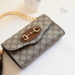Gucci Women GG Horsebit 1955 Mini Bag Brown Beige Ebony GG Supreme Canvas - Imagen 3