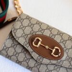 Gucci Women GG Horsebit 1955 Mini Bag Brown Beige Ebony GG Supreme Canvas - Imagen 5