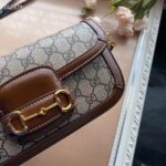 Gucci Women Horsebit 1955 Shoulder Bag Beige Ebony GG Supreme Canvas - Image 9
