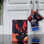 Louis Vuitton LV Unisex Passport Cover Red Sunset Monogram Eclipse Coated Canvas - immagine 2