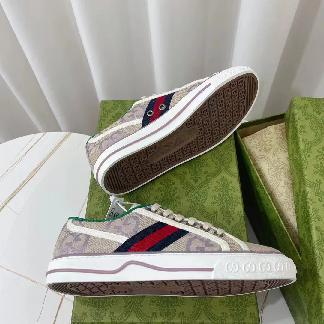Louis Vuitton LV Unisex Tennis 1977 Jumbo GG Sneaker Beige Lilac Jumbo GG Canvas