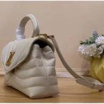 Louis Vuitton LV Women Hold Me Top-Handle Bag Beige Smooth Cowhide Leather - Imagen 3