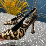 Louis Vuitton LV Women Sparkle Slingback Camel Brown Printed Satin Leather 9.5 Cm Heel - Bild 8