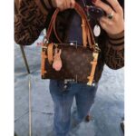 Louis Vuitton Unisex LV Bunny Key Holder Brown Pink Leather Canvas Mink - immagine 9