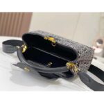 Louis Vuitton Women LV Since 1854 Capucines MM Gray Embroidered Calfskin Cowhide - Bild 6