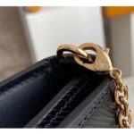 Louis Vuitton Women LV Twist Belt Chain Pouch Black Epi Grained Cowhide Leather - Imagen 10