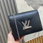 Louis Vuitton Women LV Twist Belt Chain Pouch Black Silver Epi Grained Cowhide Leather – Image 3