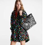 Louis Vuitton Women LVxYK Neverfull MM Tote Black White Embossed Grained Monogram Empreinte Cowhide - Bild 13