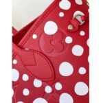 Louis Vuitton Women LVxYK Neverfull MM Tote Red White Embossed Grained Monogram Empreinte Cowhide - immagine 10