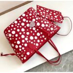 Louis Vuitton Women LVxYK Neverfull MM Tote Red White Embossed Grained Monogram Empreinte Cowhide - immagine 6