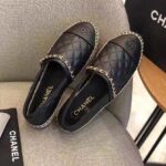 Chanel Dam CC Loafer Tweed Kalvskinn Svart Läder Guldton Metall
