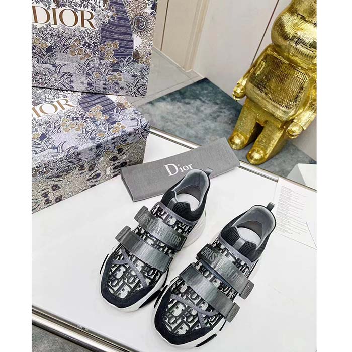 Dior Unisex Shoes CD D-Wander Sneaker Deep Blue Dior Oblique Technical Fabric (4)