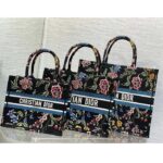 Dior Women CD Medium Book Tote Black Multicolor Dior Petites Fleurs Embroidery - Imagen 12