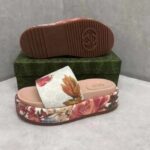 Gucci Unisex GG Flora Slide Sandal Multicolored Supreme Print Canvas Low Heel - immagine 7