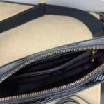 Gucci Unisex GG Python Shoulder Bag Double G Black Leather Crocodile - immagine 8