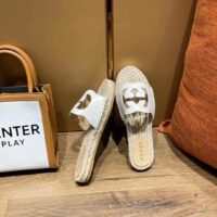 Gucci Unisex Interlocking G Cut-Out Slide Sandals White Leather Flat 2 cm Heel (5)