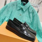 Louis Vuitton LV Unisex Connelly Flat Loafer Black Glazed Calf Leather Outsole - Bild 2