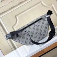 Louis Vuitton LV Unisex Discovery Bumbag Anthracite Gray Monogram Shadow Calf Leather (14)