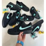 Louis Vuitton LV Unisex Nike Air Force 1 Sneaker Black Monogram Embossed Calf Leather - immagine 7