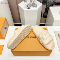 Louis Vuitton LV Unisex Waterfront Mule Beige Maxi Damier Rubber Waterproof Rubber (8)