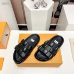 Louis Vuitton LV Unisex Waterfront Mule Black Maxi Damier Rubber Waterproof Rubber - Imagen 6