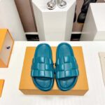 Louis Vuitton LV Unisex Waterfront Mule Lagoon Blue Maxi Damier Rubber Waterproof Rubber - Imagen 4