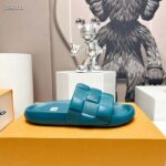Louis Vuitton LV Unisex Waterfront Mule Lagoon Blue Maxi Damier Rubber Waterproof Rubber - Imagen 2