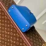 Louis Vuitton LV Women Capucines Mini Menthe Blue Goatskin Ostrich Leather Monogram Flower - Imagen 6