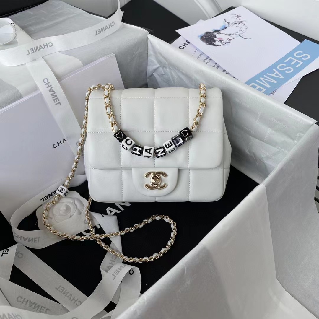 Chanel Women CC Small Flap Bag Grained Calfskin Gold Tone Metal White (10)