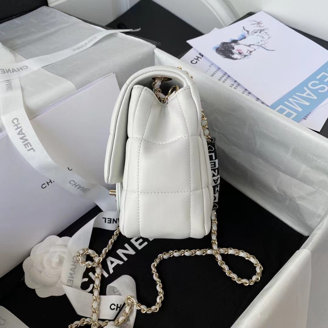 Chanel Women CC Small Flap Bag Grained Calfskin Gold Tone Metal White (12)