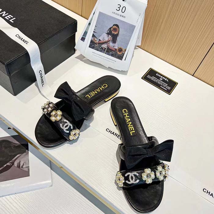 Chanel Women Mules Lambskin Black White 1.5 Cm Heel (3)