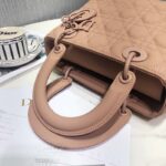 Dior Women CD Medium Lady Dior Bag Warm Taupe Cannage Lambskin – Bild 7