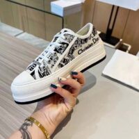 Dior Women Shoes CD Walk’N’Dior Platform Sneaker White Black Cotton Embroidered Plan De Paris (1)