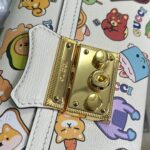 Gucci Unisex Animal Print Mini Bag Beige Ebony GG Supreme Canvas - Imagen 7