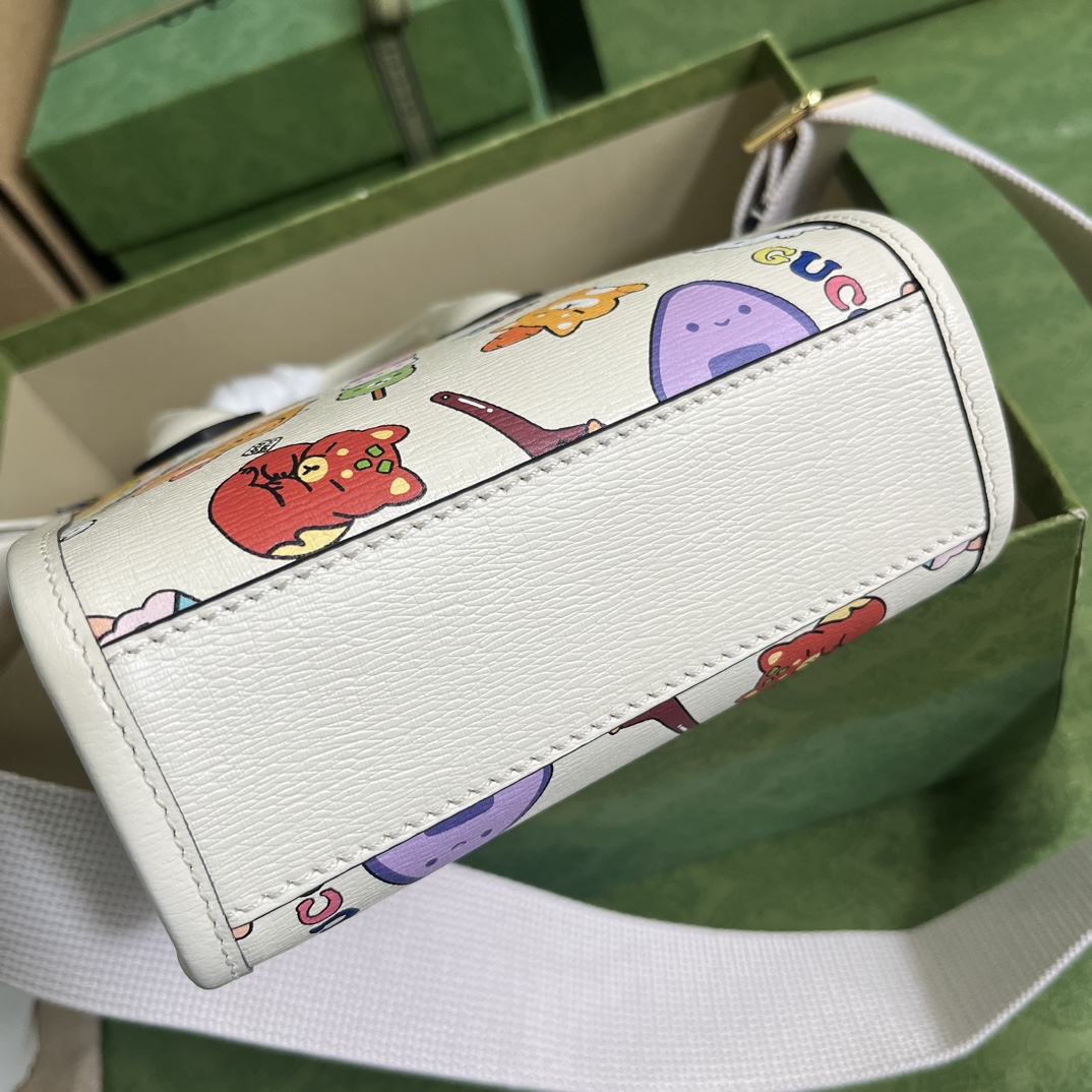 Gucci Unisex Animal Print Mini Tote Bag Beige Ebony GG Supreme Canvas (7)