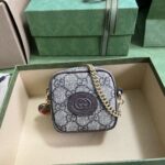 Gucci Unisex Coin Purse Double G Strawberry Beige Ebony GG Supreme Canvas - Image 2