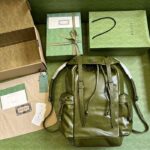 Gucci Unisex GG Backpack Tonal Double G Original GG Canvas Forest Green Leather - Imagen 3