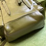 Gucci Unisex GG Backpack Tonal Double G Original GG Canvas Forest Green Leather - Imagen 6