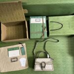 Gucci Unisex GG Small Dionysus Top Handle Bag Beige White Supreme Canvas – Bild 8
