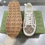 Gucci Unisex GG Sneaker Beige Ebony Original Canvas Flat Interlocking G 5 Cm Heel - immagine 6