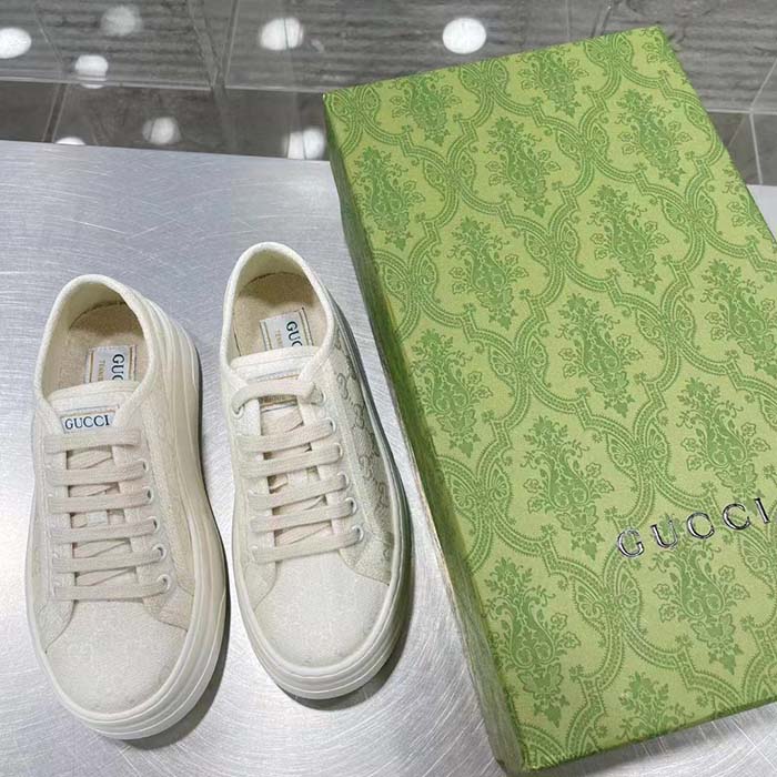 Gucci Unisex GG Sneaker White Original GG Canvas Flat Interlocking G 5 Cm Heel (7)