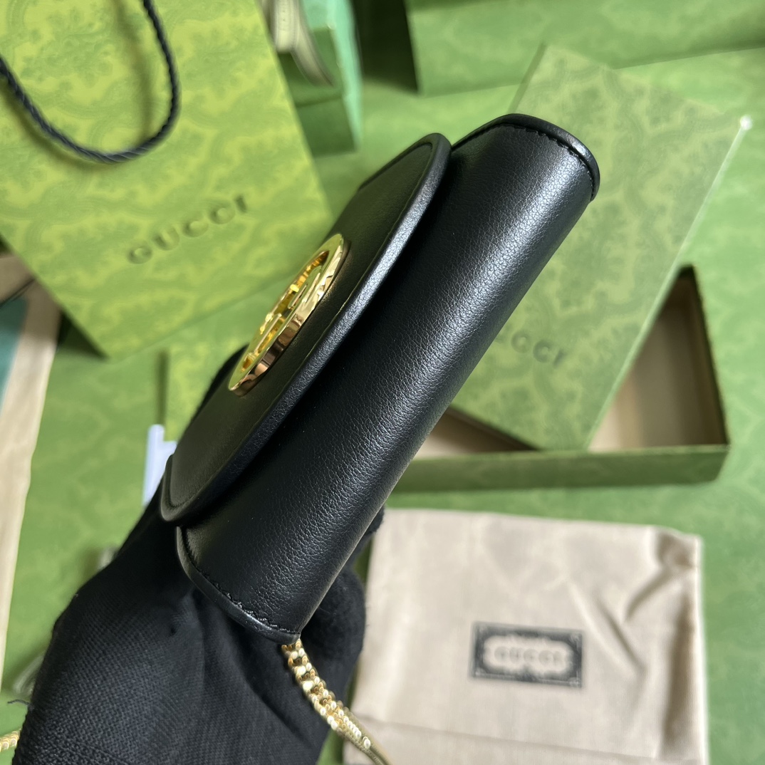 Gucci Women GG Blondie Medium Chain Wallet Black Leather Round Interlocking G (4)