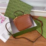 Gucci Women GG Blondie Top Handle Bag Cuir Leather Round Interlocking G - Image 5