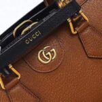 Gucci Women GG Diana Small Shoulder Bag Brown Leather Double G - Bild 8