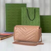 Gucci Women GG Marmont Matelassé Super Mini Bag Rose Beige Chevron Leather (11)